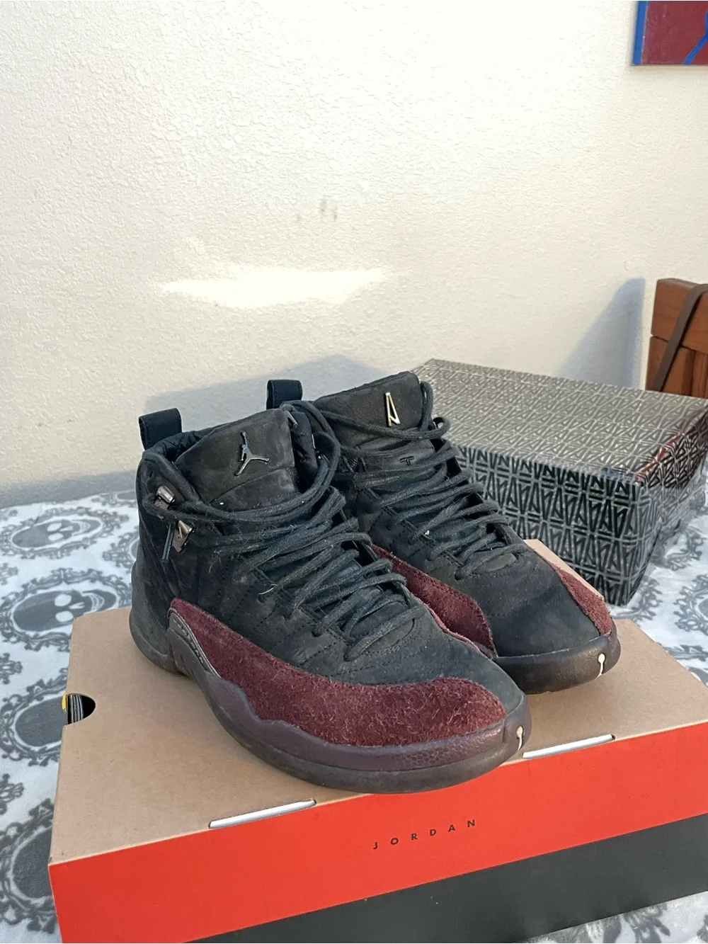 Jordan Black and Red Patterned Shoe Box